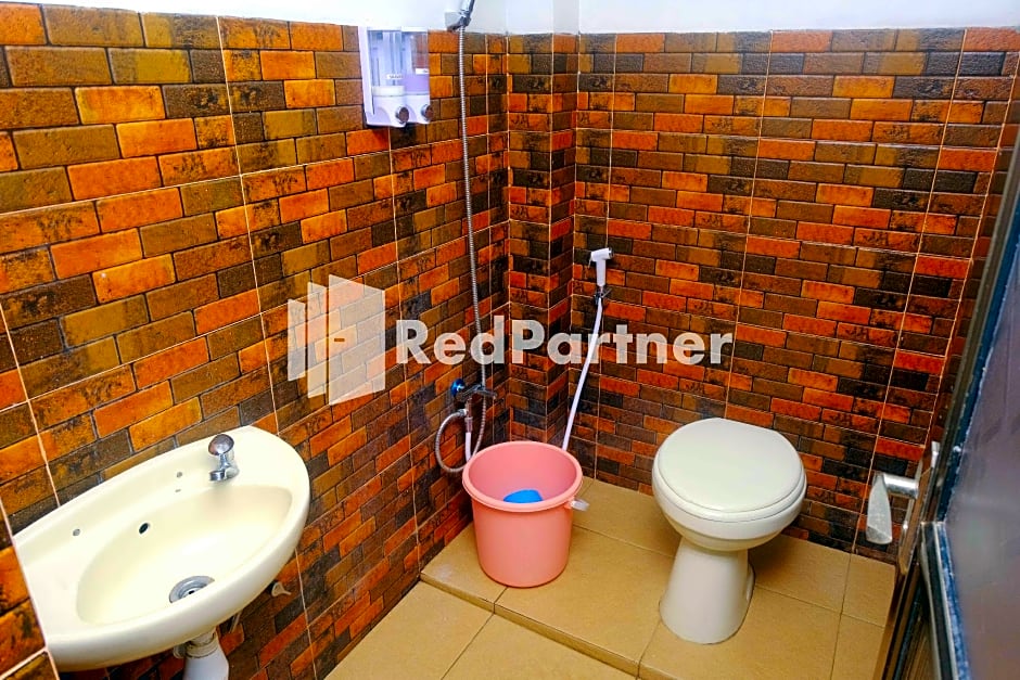 Guest House Bibong Makassar Mitra RedDoorz