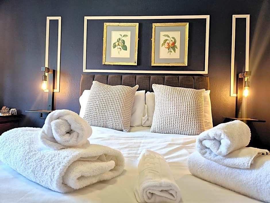 The Devil's Punchbowl Hotel