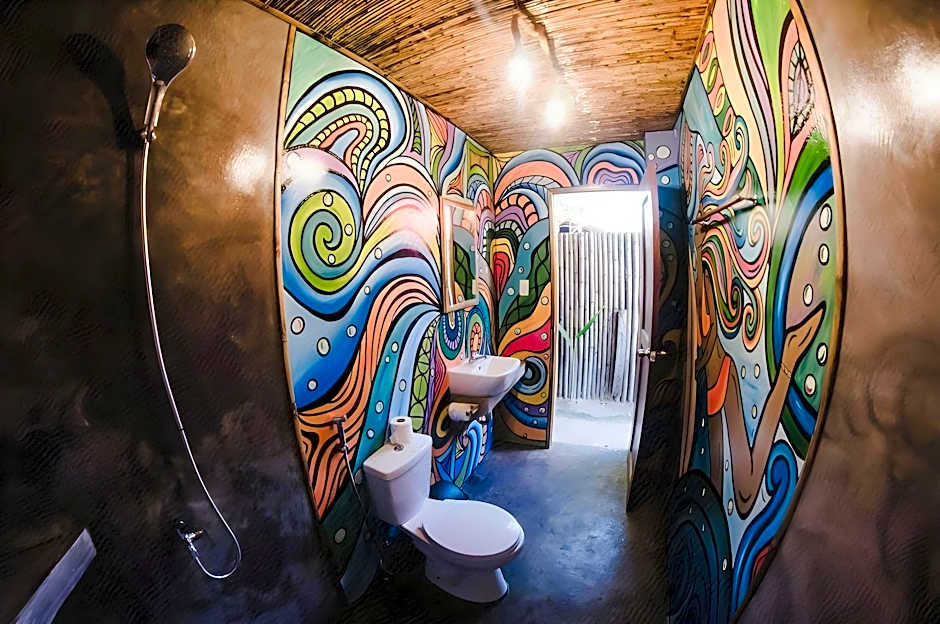 Mad Monkey Hostel Siargao