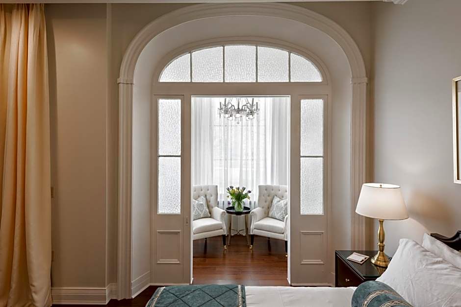 Sydney Boutique Inn & Suites