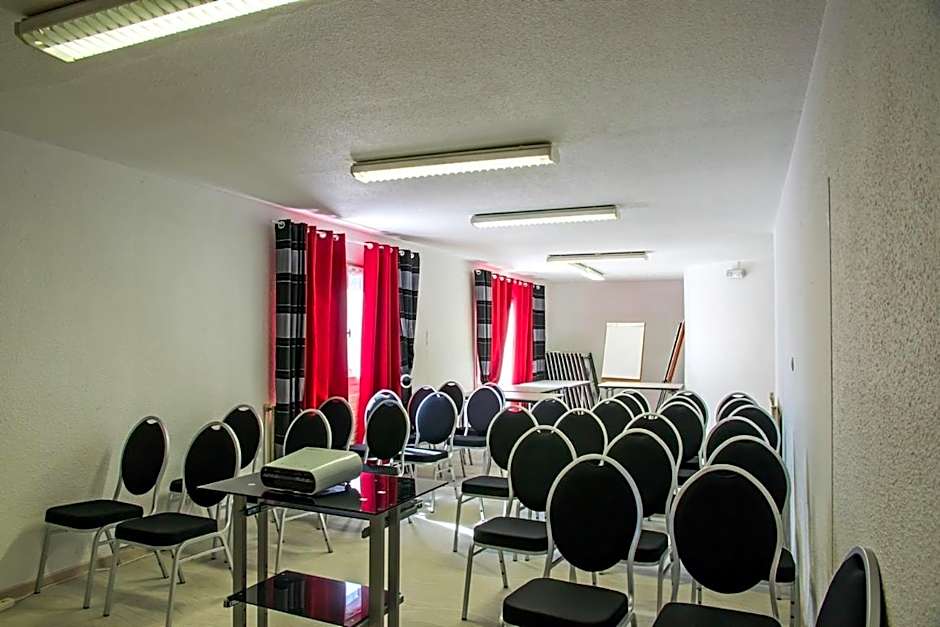 The Originals City, Hotel La Siesta, Annonay Est (Inter-Hotel)