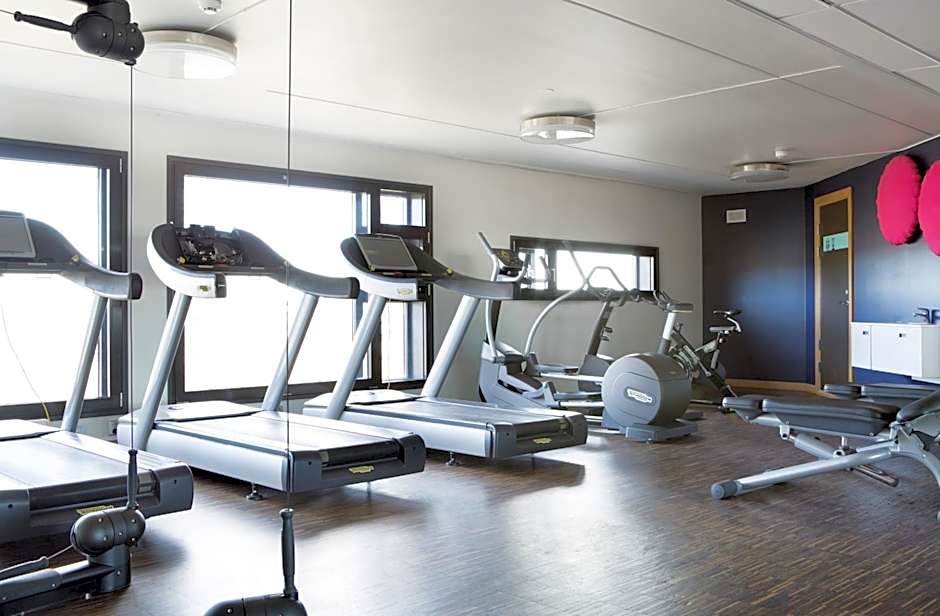 Comfort Hotel Runway