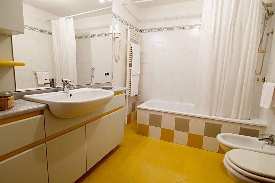 Manci Apartments by Hotel America