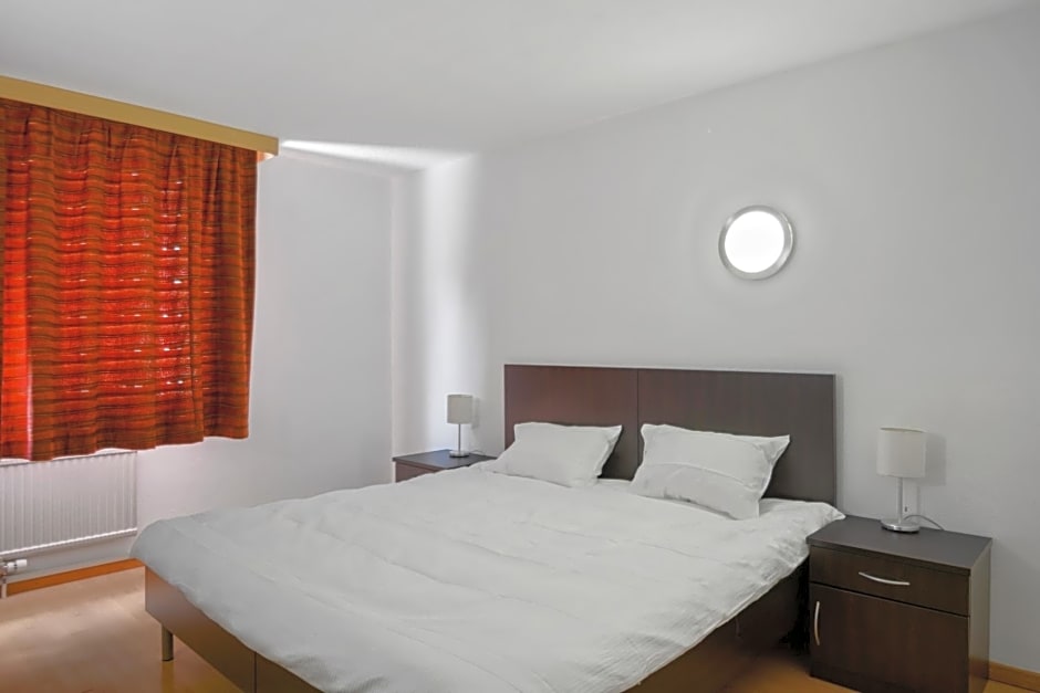 Neuchatel City Hotel