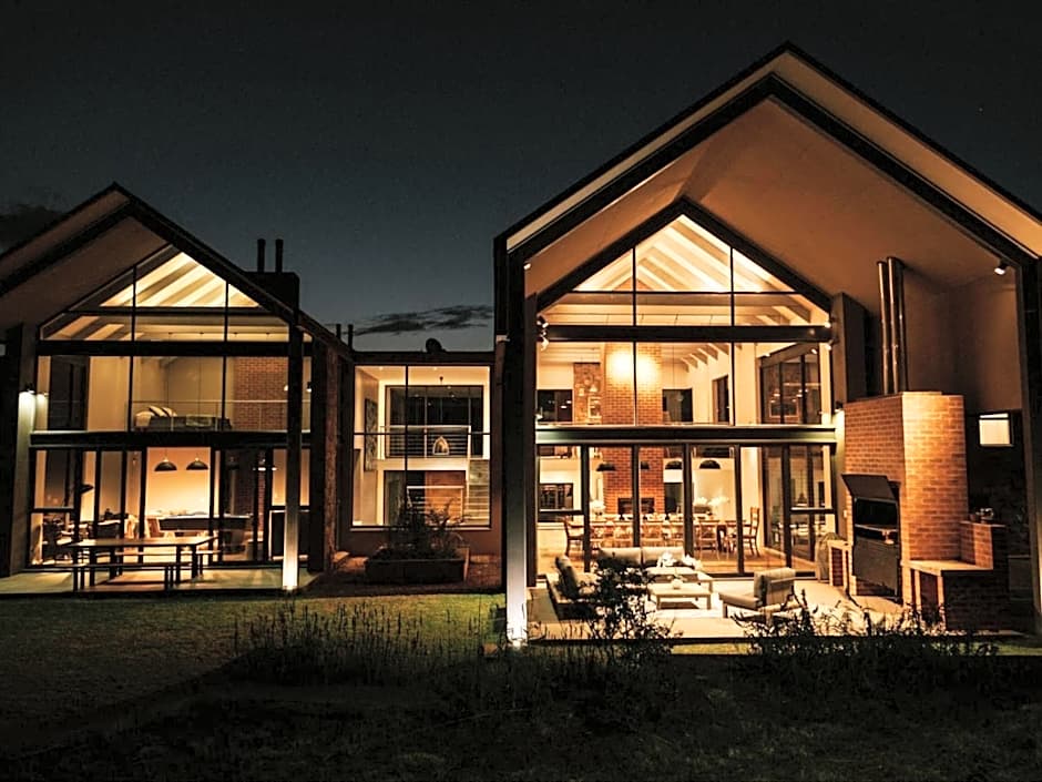 Sensiri Myst Country House