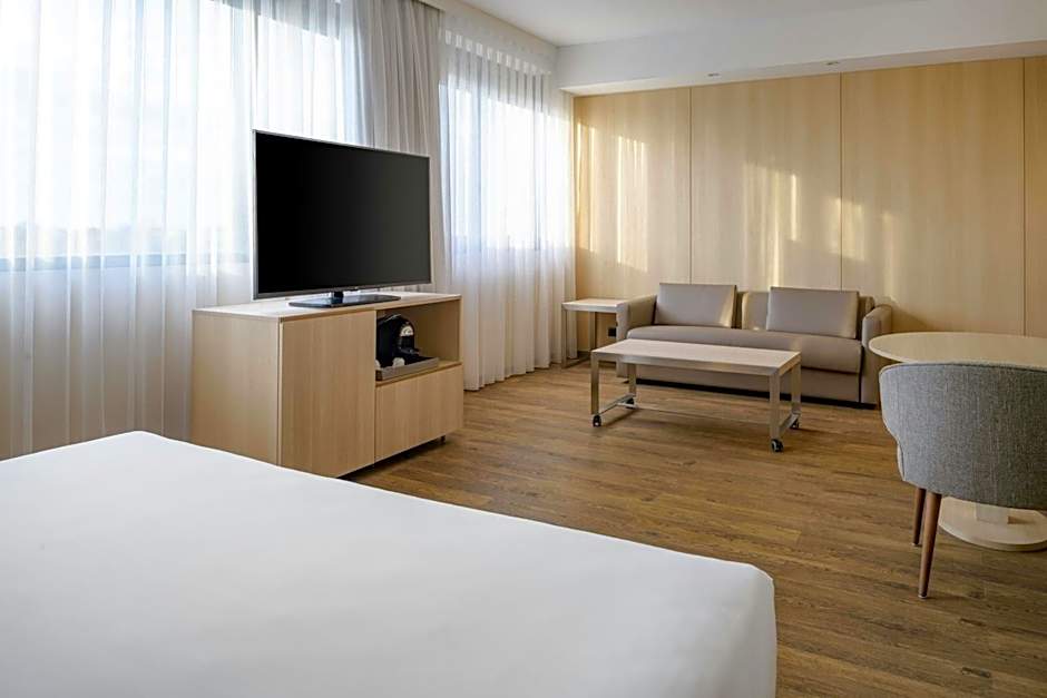 AC Hotel by Marriott Pisa