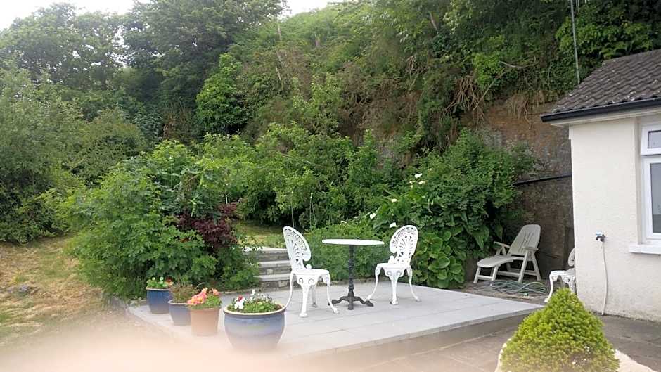 Rocklands House Bed and Breakfast