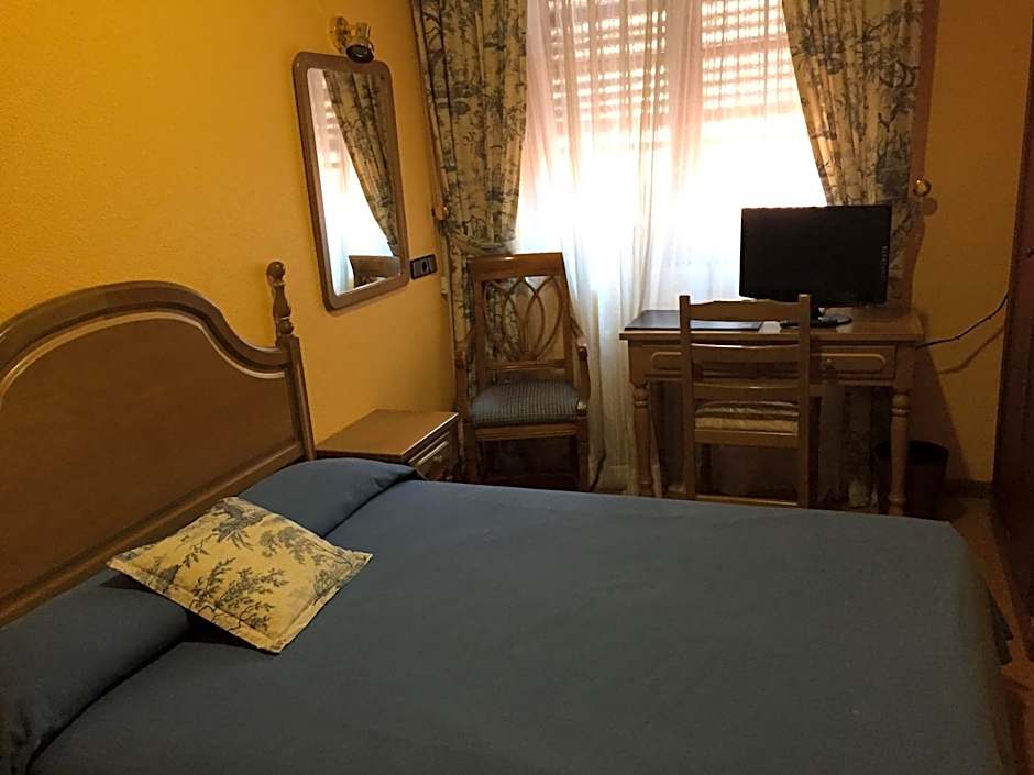 Foto 1 de 8 de Single Room