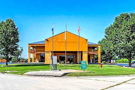 The Riverstone Hotel