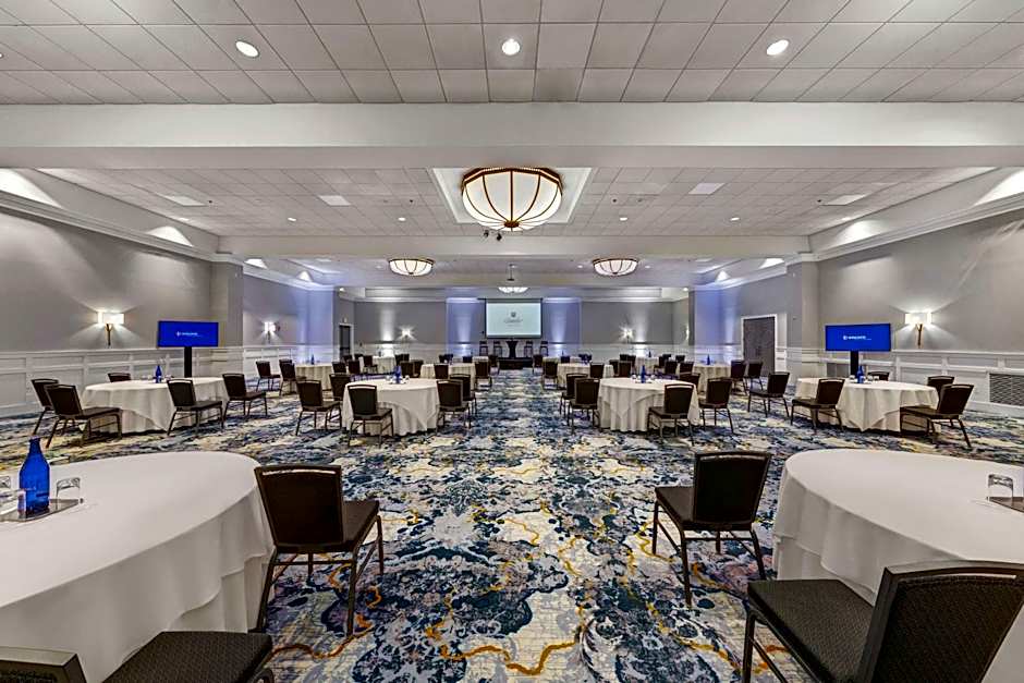 Seaview Hotel, a Dolce by Wyndham