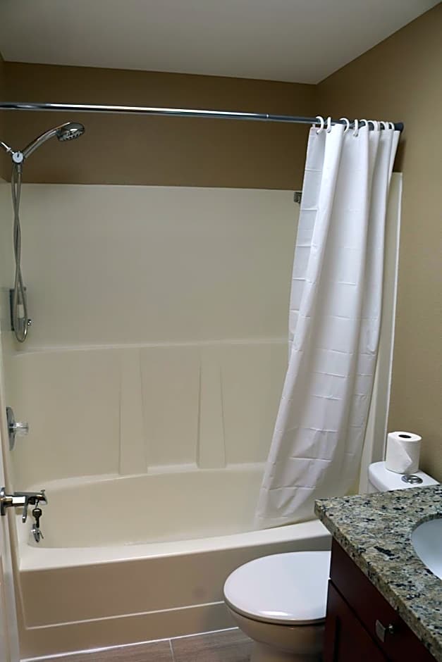 Quiet, clean and comfortable room
