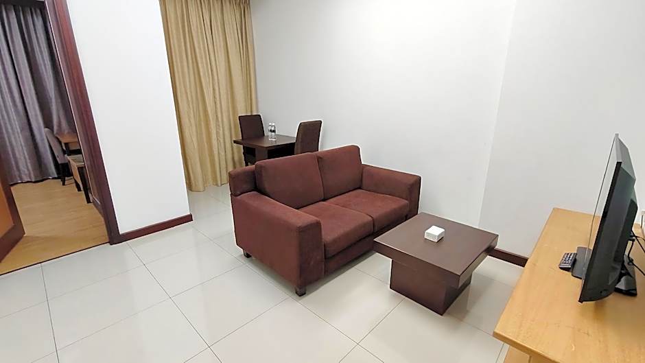 Imperial Suites Miri @ Diamond Tower Bay Resort Condominium