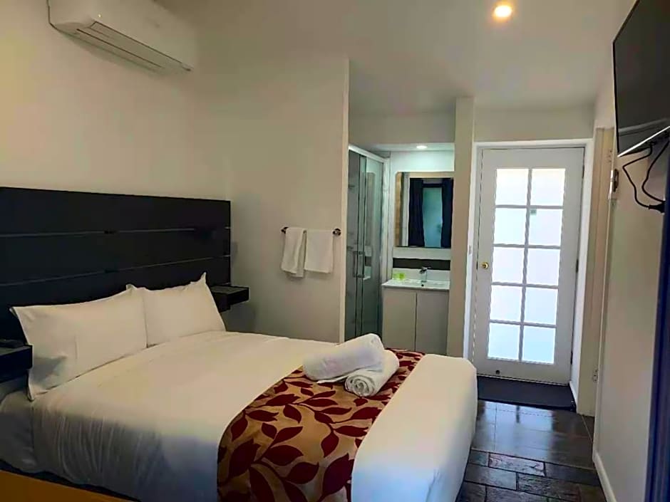 Coachman Motel and Holiday Units