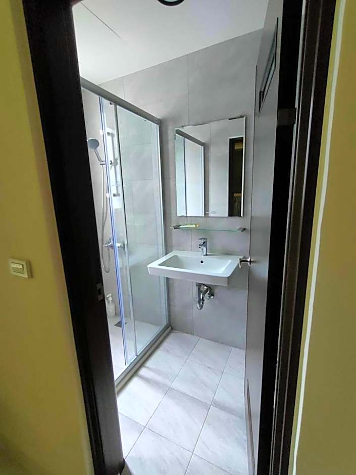 Photo 1 of 3 of Suite