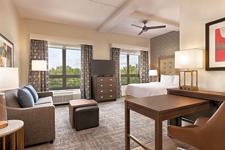 2Queen Hearing Accessible Suite Nonsmoking