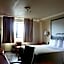 The Onyx Hotel Hollywood