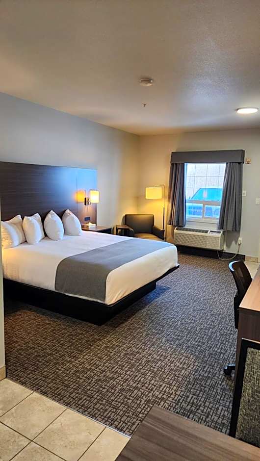 BCMInns - Lac La Biche