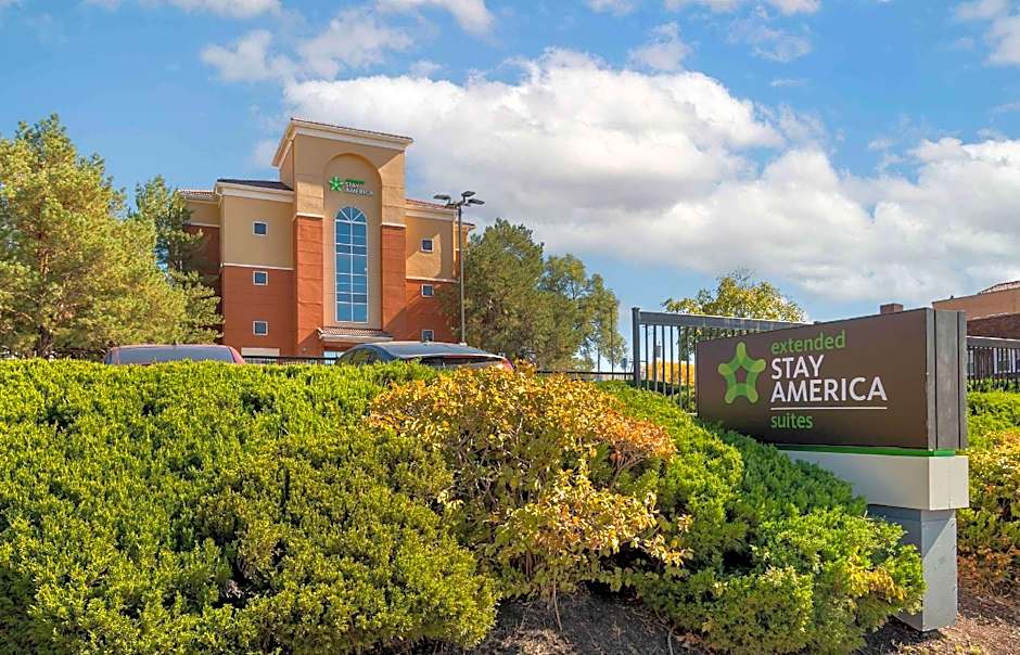 Extended Stay America Suites - Kansas City - Country Club Plaza