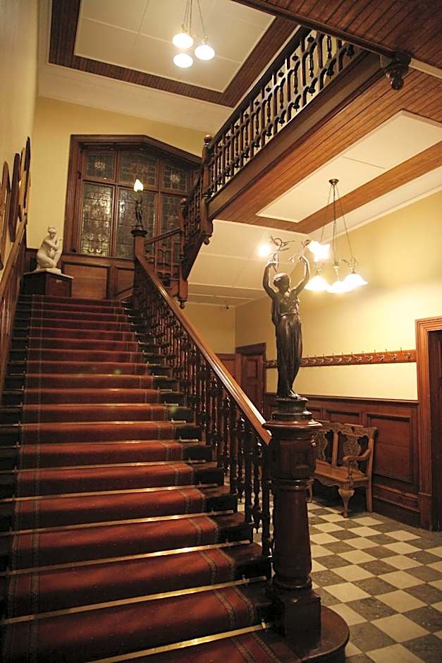Kimberley Club Guesthouse