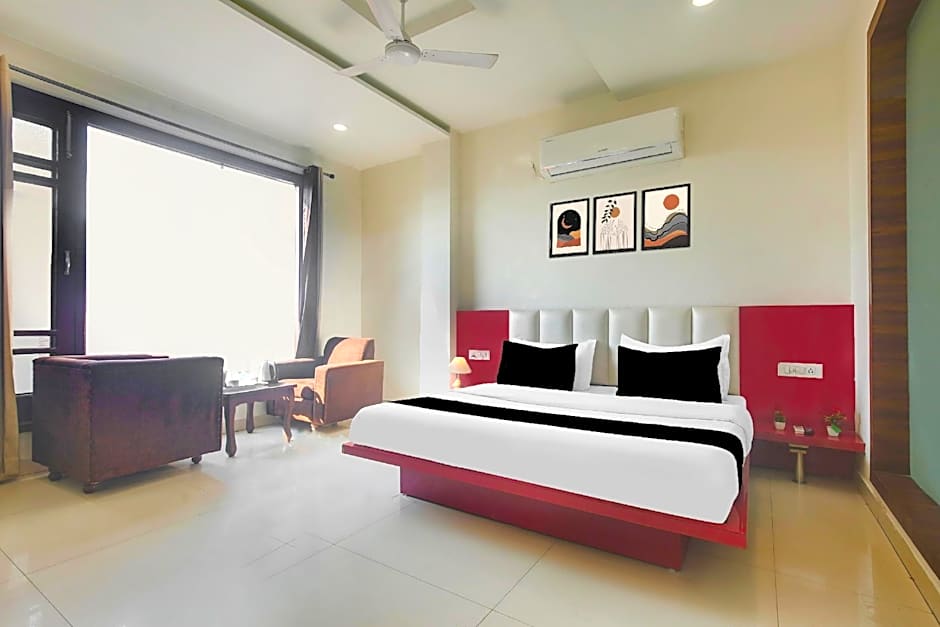 Super Collection O Amritsar Near Railway Station