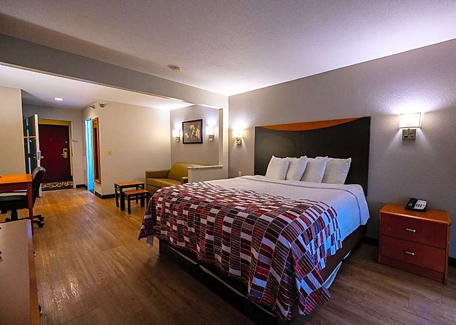 Red Roof Inn & Suites Danville, IL