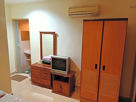 Deluxe Single Room