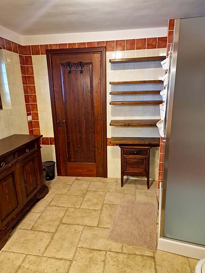 Oliventu - Tra gli ulivi sul mare