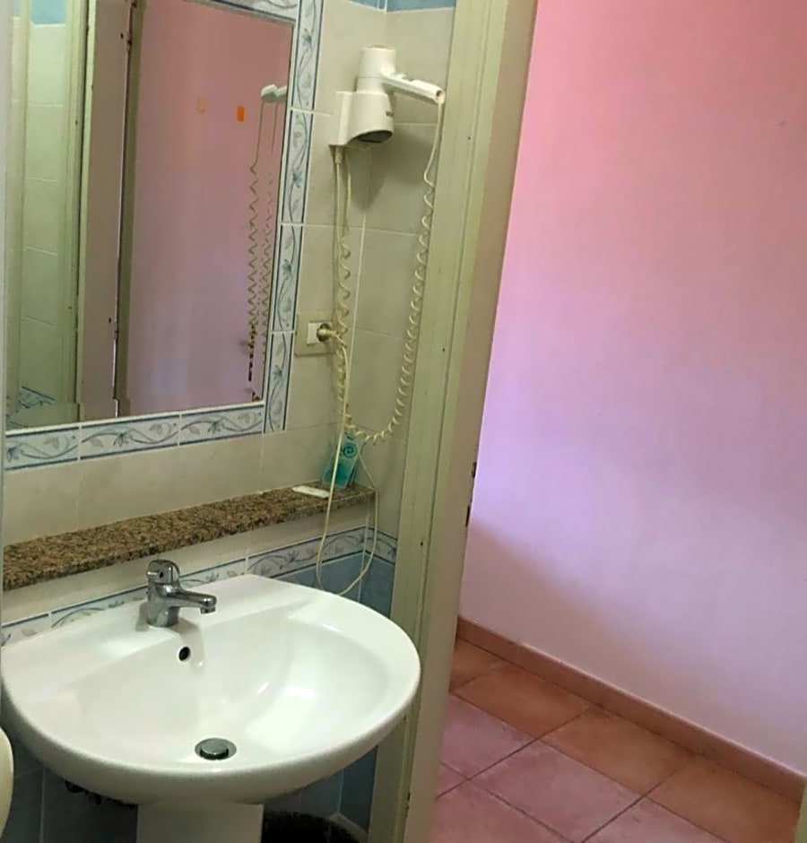 HOTEL FUNTANA E DONNE