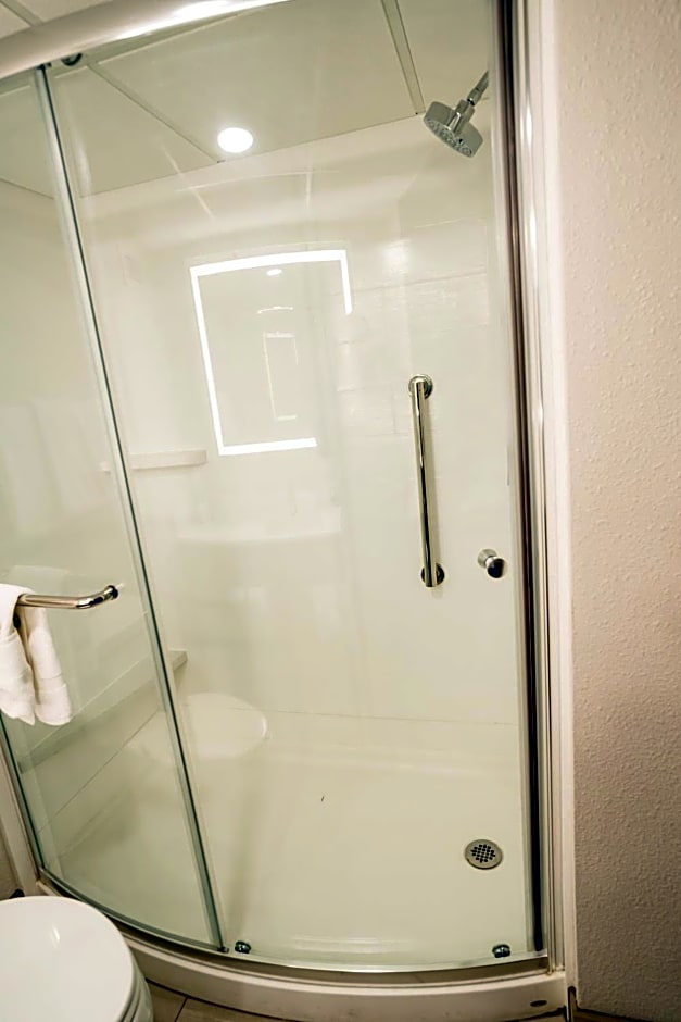 Holiday Inn Express Hotel & Suites Knoxville-North-I-75 Exit 112 By IHG