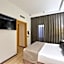 Catalonia Castellnou Hotel