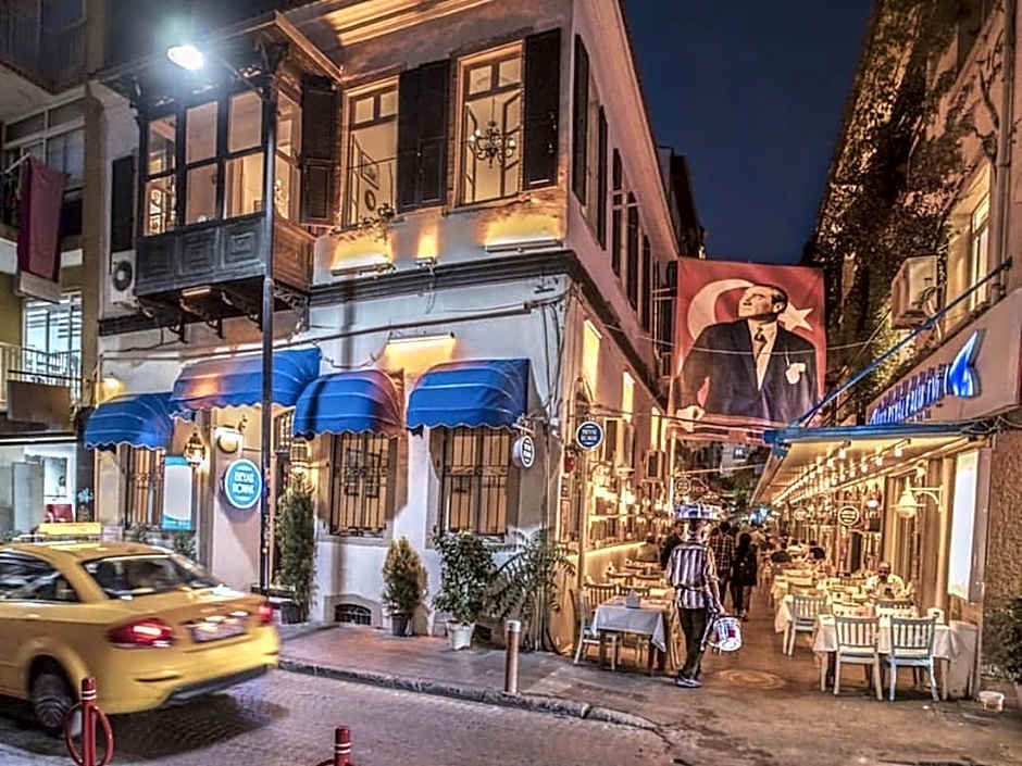 Gran Via Alsancak ( Boutique Hotel )