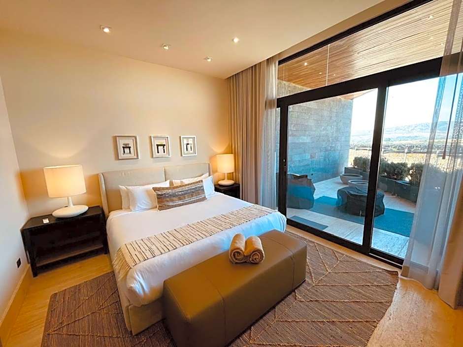 Casa Raíces Hotel Luxury & Viñedo