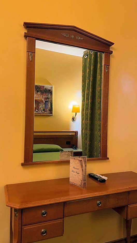 Hotel Bright