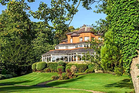 Macdonald Kilhey Court Hotel