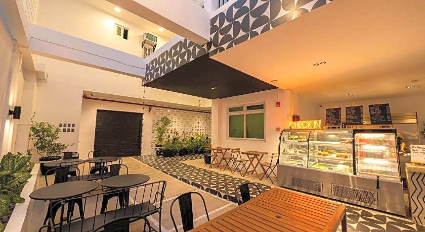 Kadangyan by 3BU Hostel