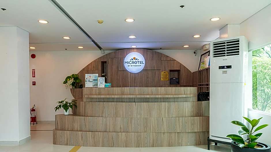 Microtel by Wyndham UP Technohub