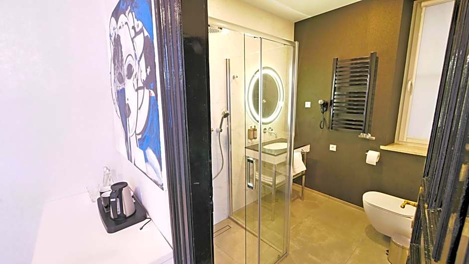 SZEWSKA 22 BOUTIQUE