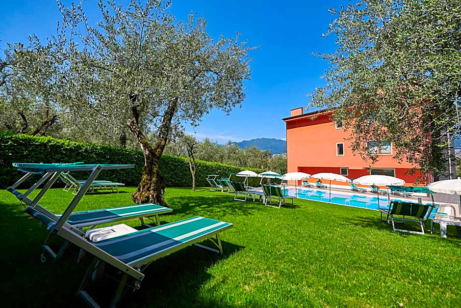 Hotel Vacanze 2000 - Adults Only