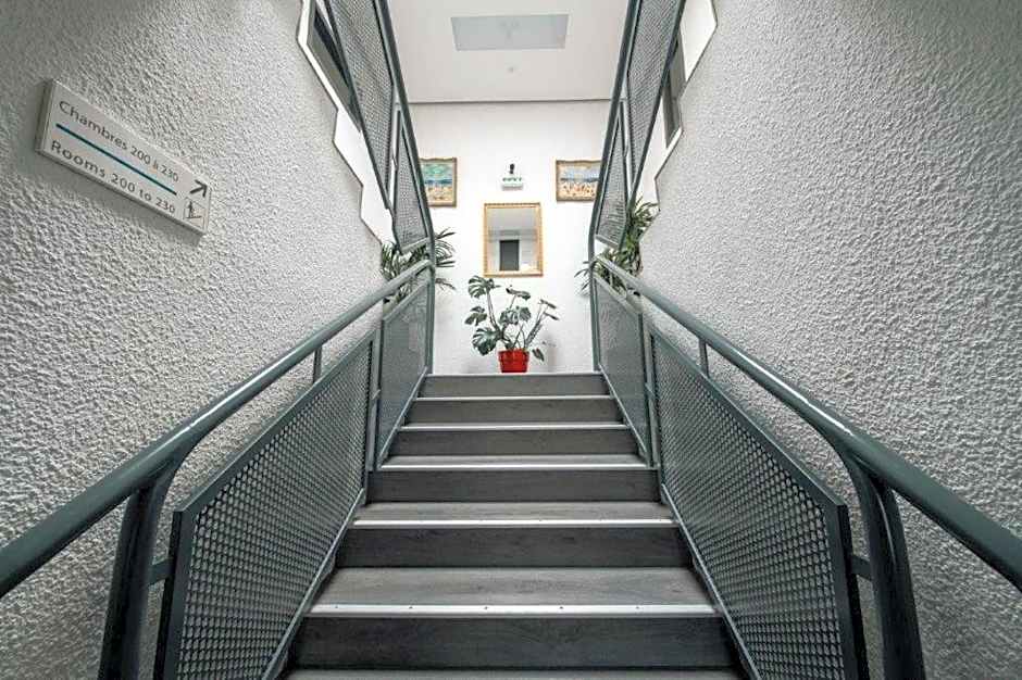 Brit Hotel La Bonne Etape