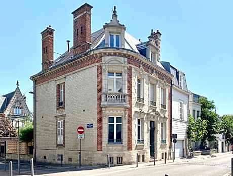 Deluxe Double Room with Bath