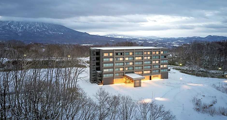 Hinode Hills Niseko Village