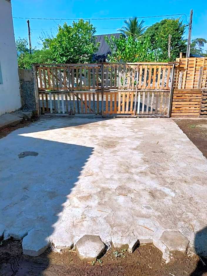 Casa 1 Caragua Porto Novo 900 metros da Praia