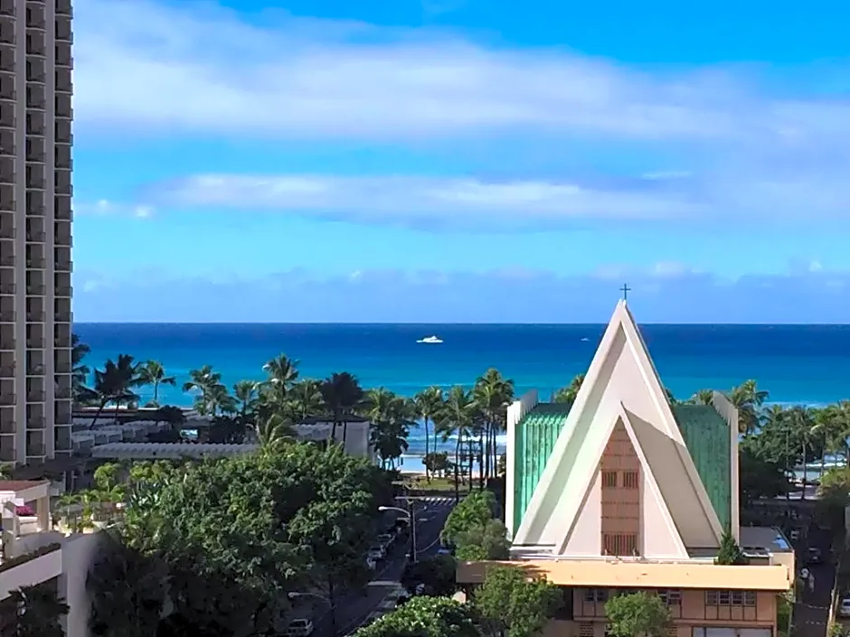 Castle Waikiki Grand Hotel