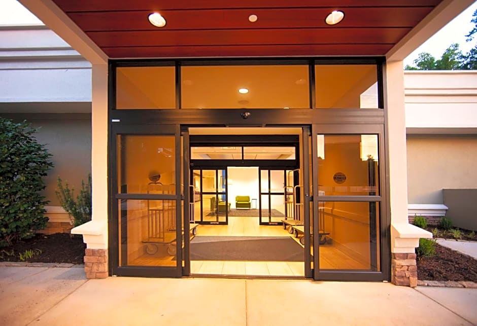 Holiday Inn Express Athens - University Area By IHG