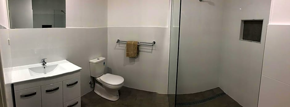 Australian Motor Home Tourist Park Twelve Mile Creek