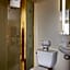 Comfort Suites Near Texas Medical Center - NRG Stadium