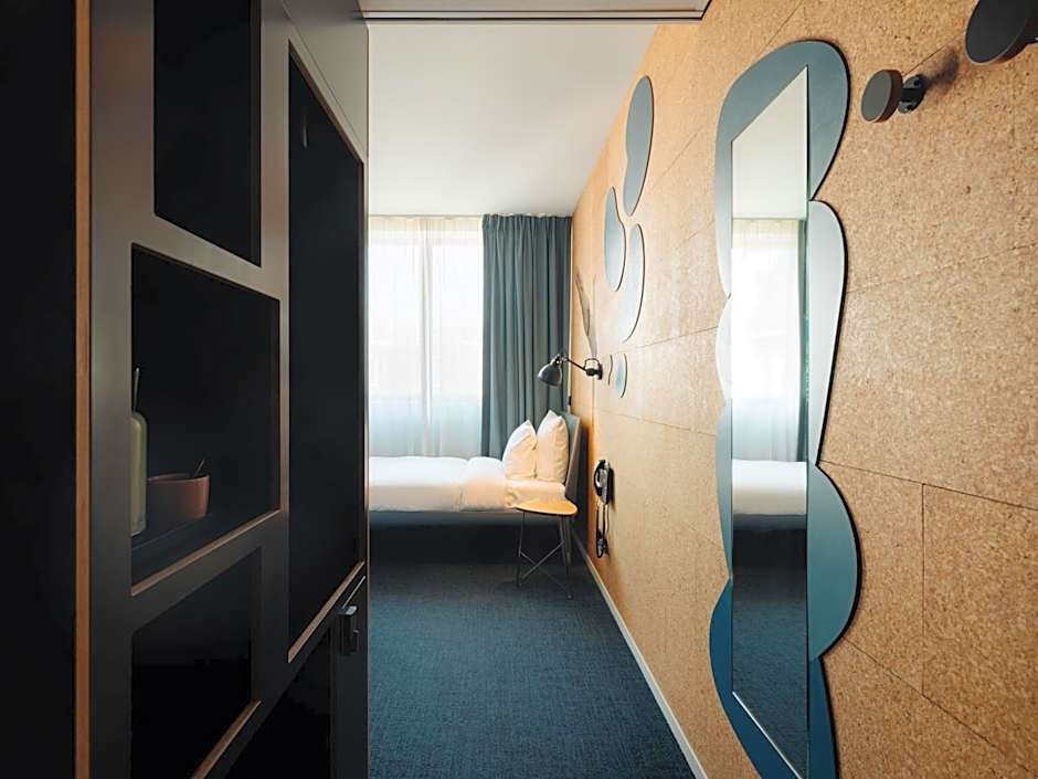 Conscious Hotel Amsterdam City - The Tire Station