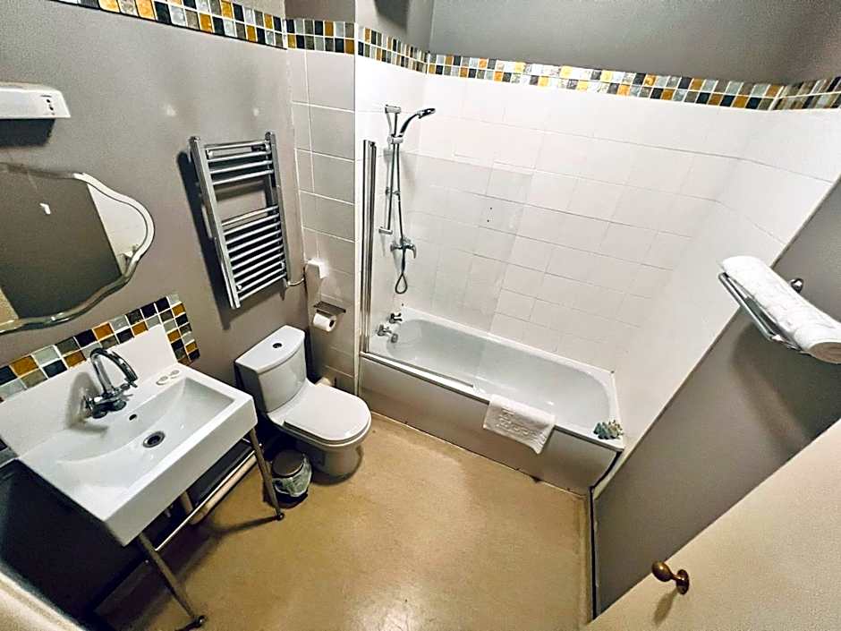 George & Dragon Hotel