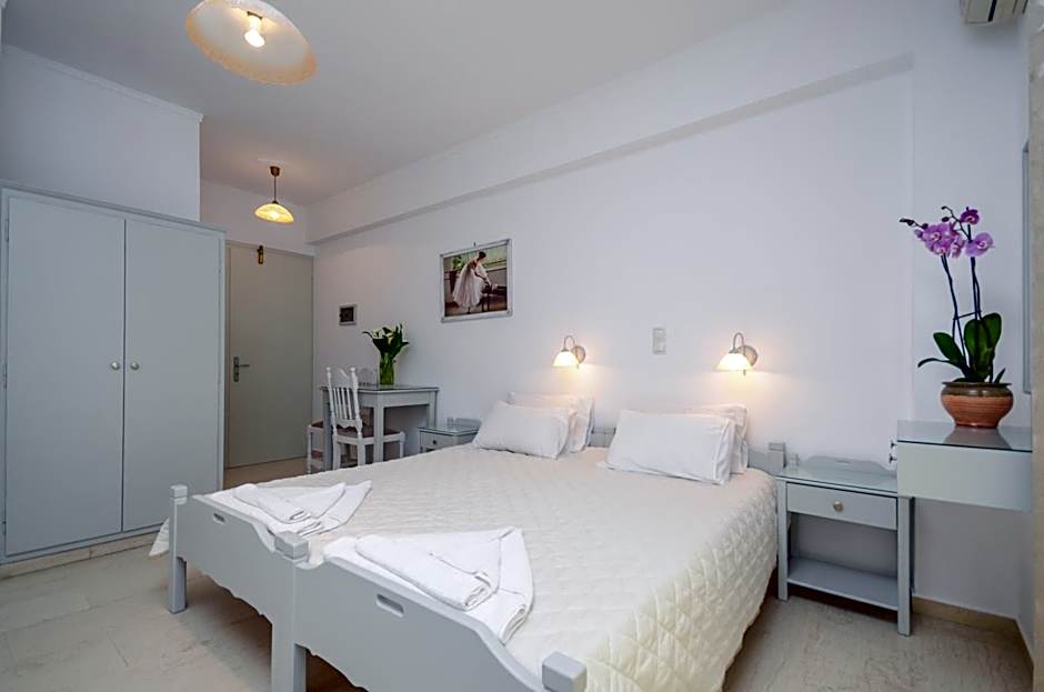 Golden Beach Studios Down Town