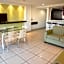 Ramada by Wyndham Acapulco Hotel & Suites